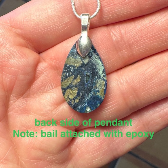 Azurite pendant with sterling silver chain - Picture 7 of 7